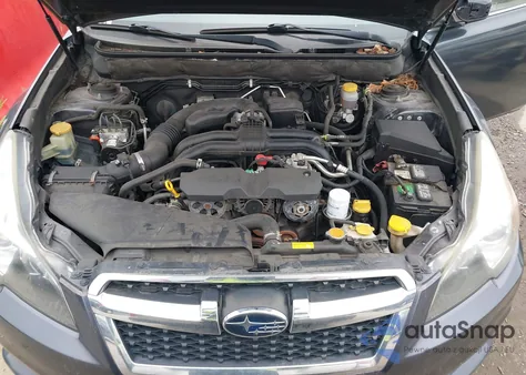 2013 Subaru Legacy 2.5I Premium из США, поврежденный, VIN 4S3BMBB63D3046677